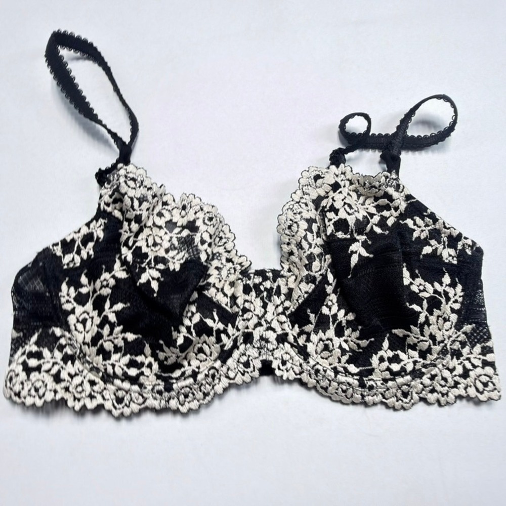 Wacoal Black Ivory‎ Floral Lace Bra 32D Underwire Embroidered Unlined Cups